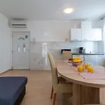 A3 - Seafront With Balcony 1 Min To Trogir