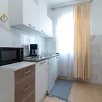 A3 - Seafront With Balcony 1 Min To *